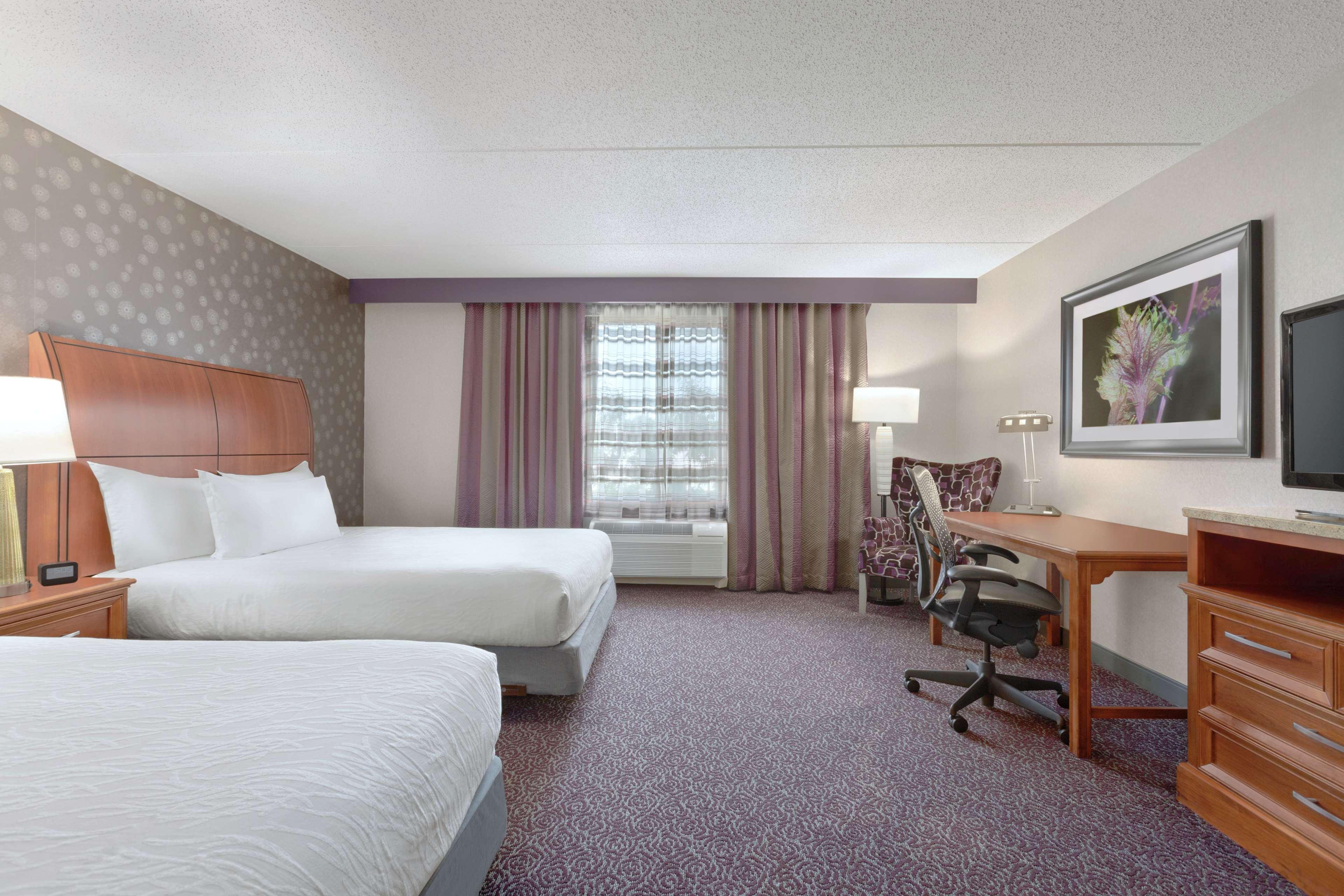 Hilton Garden Inn Springfield, Ma Exterior photo